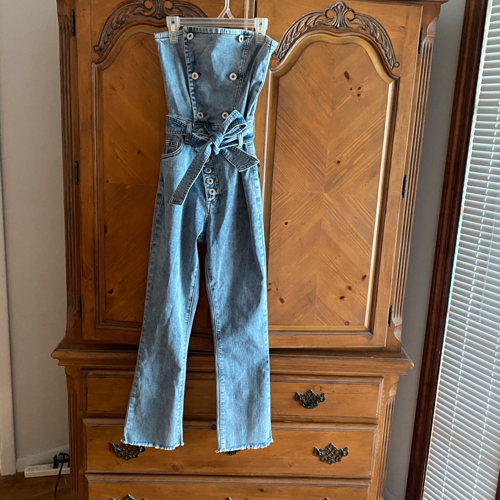 Kittenish jumper!!!!!!!! Brand new, only worn once